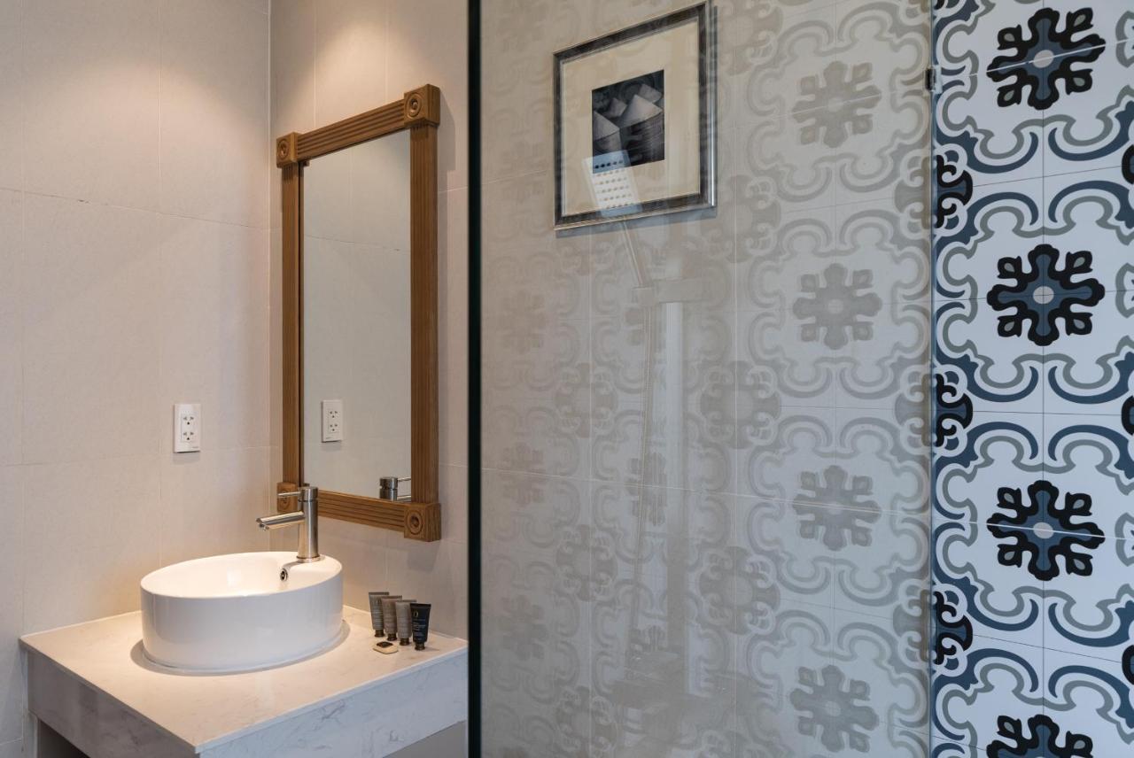 Charmaine'S Hotel & Apartment Ho Chi Minh City Bagian luar foto